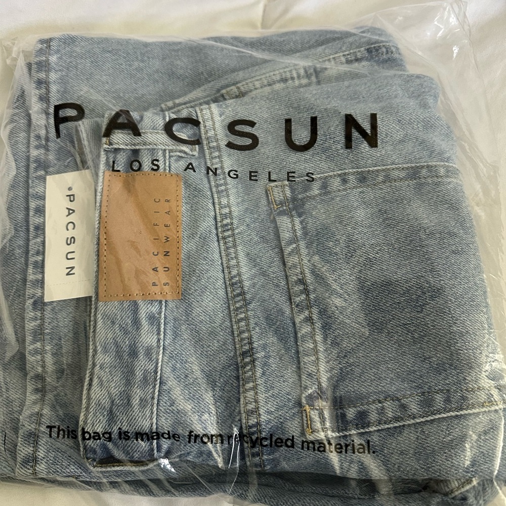 PacSun Casey Ripped Low Rise - Picture 3 of 4